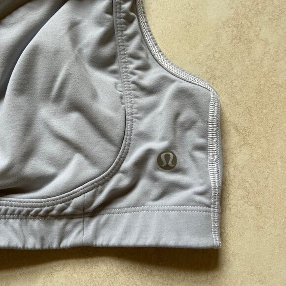 Lululemon Ta Ta Tamer Bra Workout Athletic Sports Bra Light Blue Gray Size 34C - Picture 2 of 6